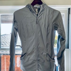 Lululemon zip up perfect condition